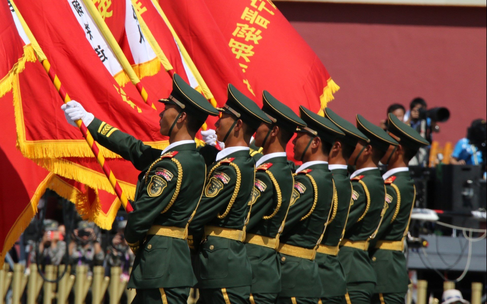 开云kaiyun-哥伦比亚骑手安德烈亚·瓦尔加斯在2024年巴黎奥运会盛装舞步比赛中以“Homerus P”马匹获得第20名，表现出色。