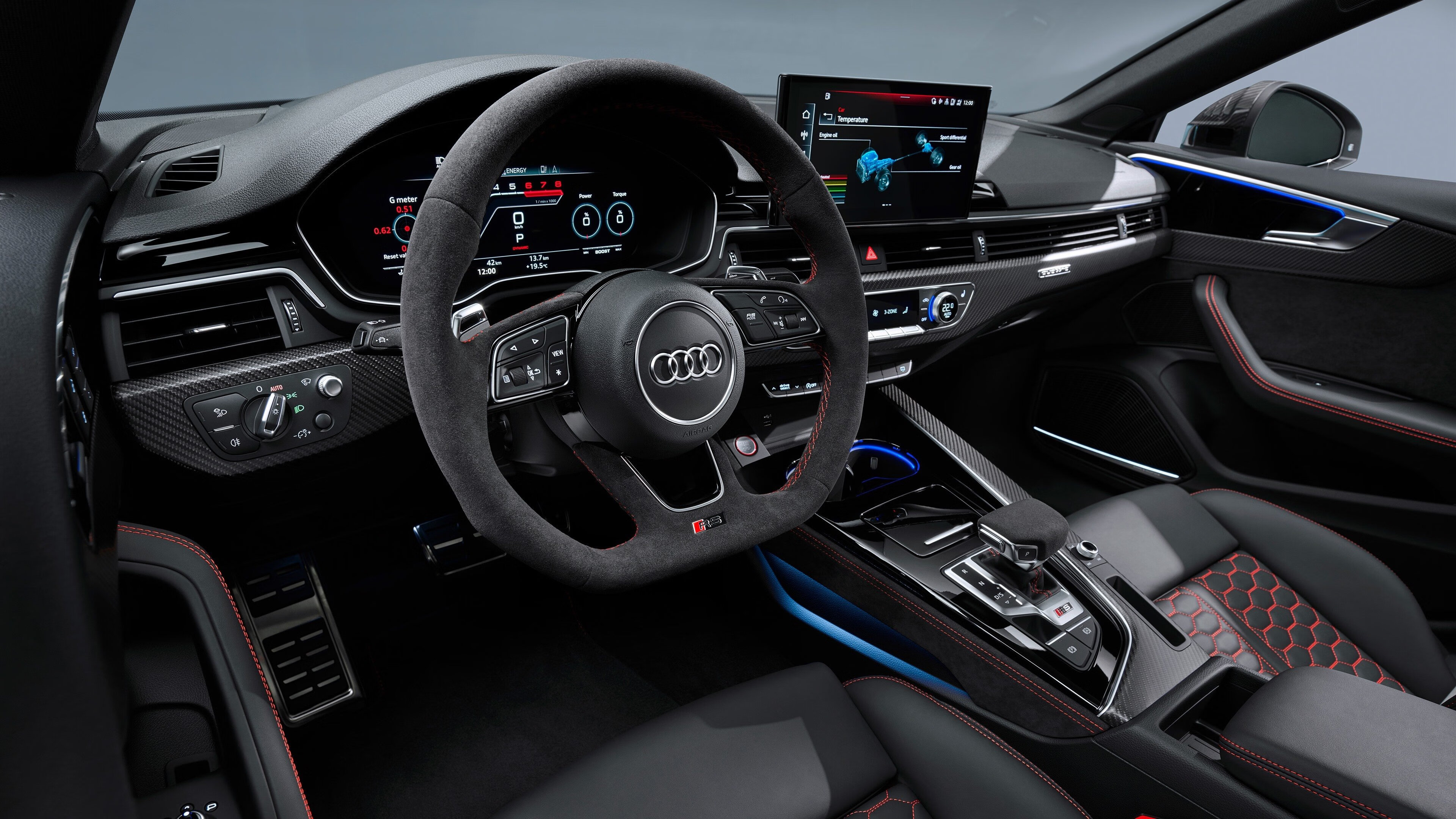 哥伦比亚骑手安德烈亚·瓦尔加斯在2024年巴黎奥运会盛装舞步比赛中以“Homerus P”马匹获得第20名,表现出色。