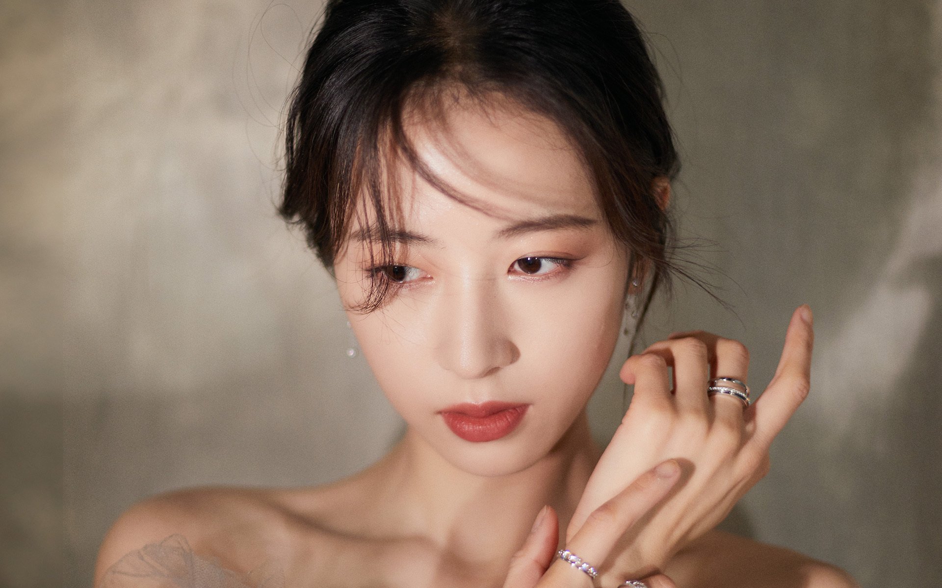 美国女足在巴黎奥运会比赛中表现出色,赢得金牌,2021奥运美国女足