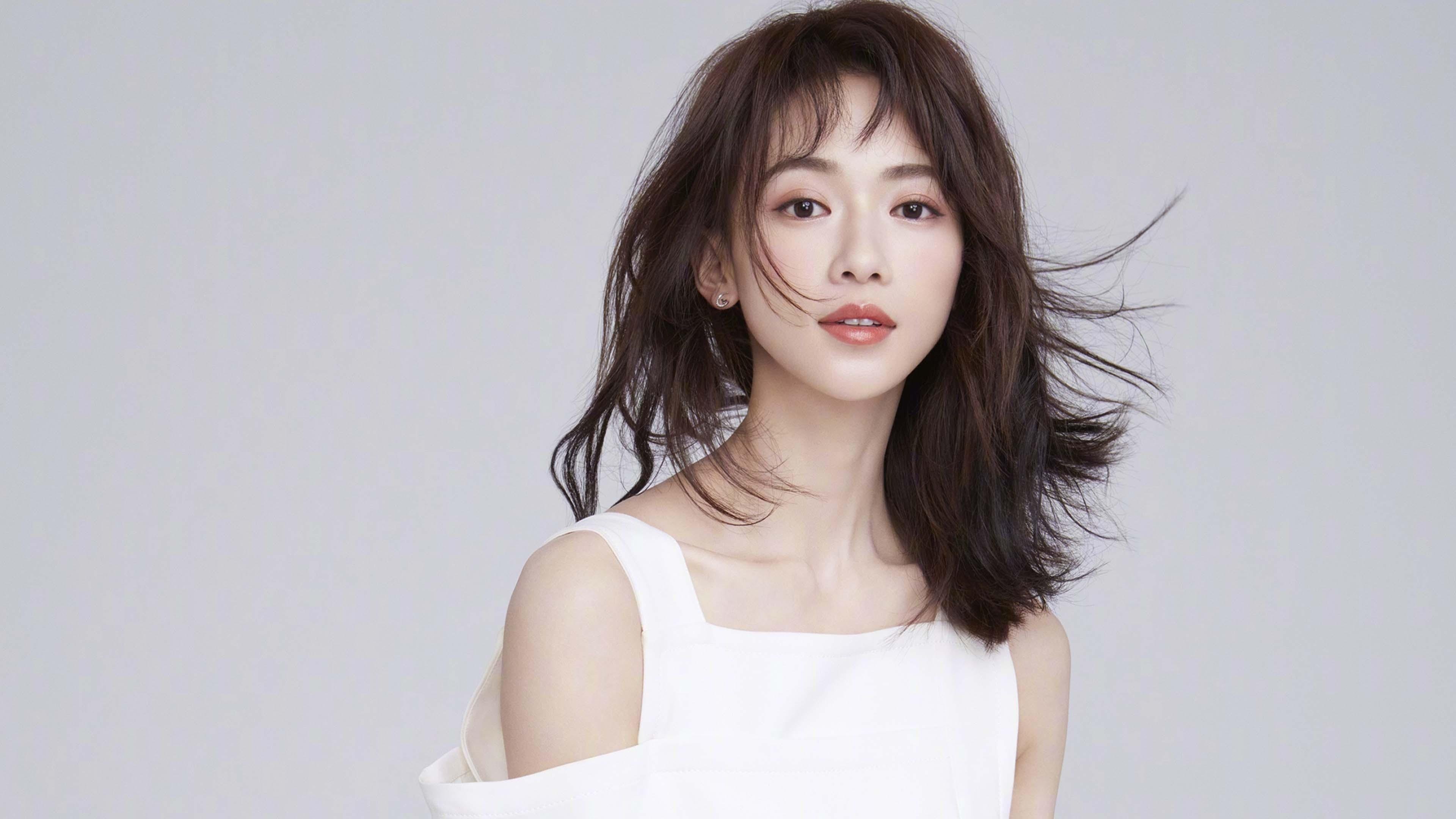 开云·体育官网APP下载-足球运动员转型多元化发展，为行业带来新活力，足球运动员转换国籍的规定